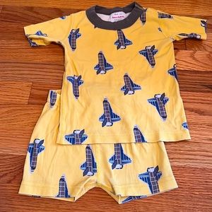 Rocket ship Hanna jams